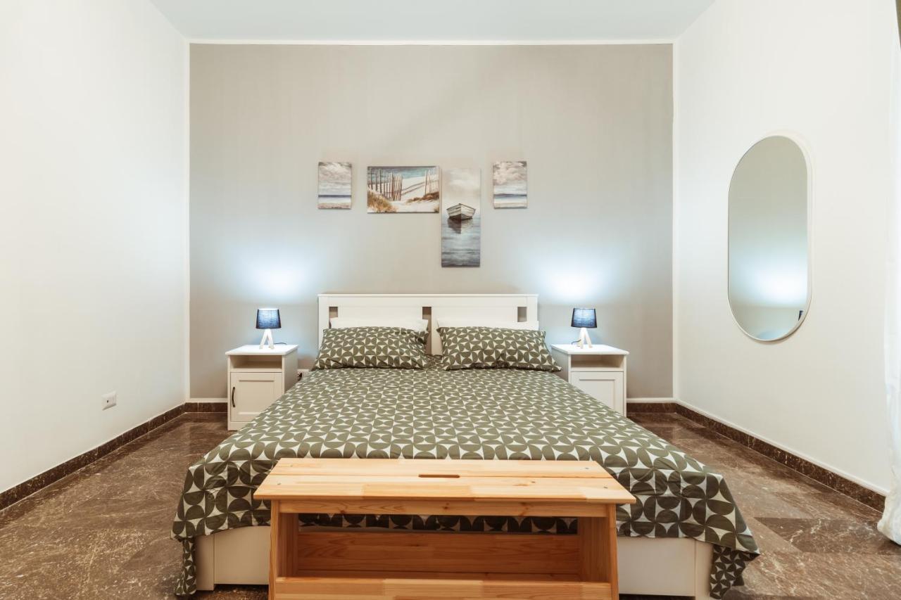 Dimora Ardesia - Housea Apartment Polignano a Mare Luaran gambar
